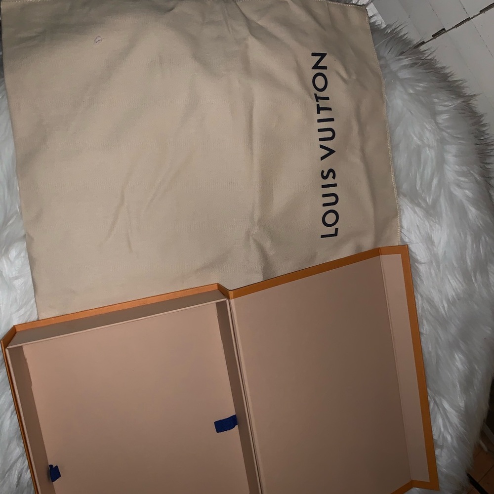 Dust Bag Authentic - image 5